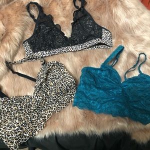 Vs PINK bralette *BUNDLE*